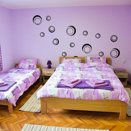 Hotel Prenociste Pilot Ni Esterno foto