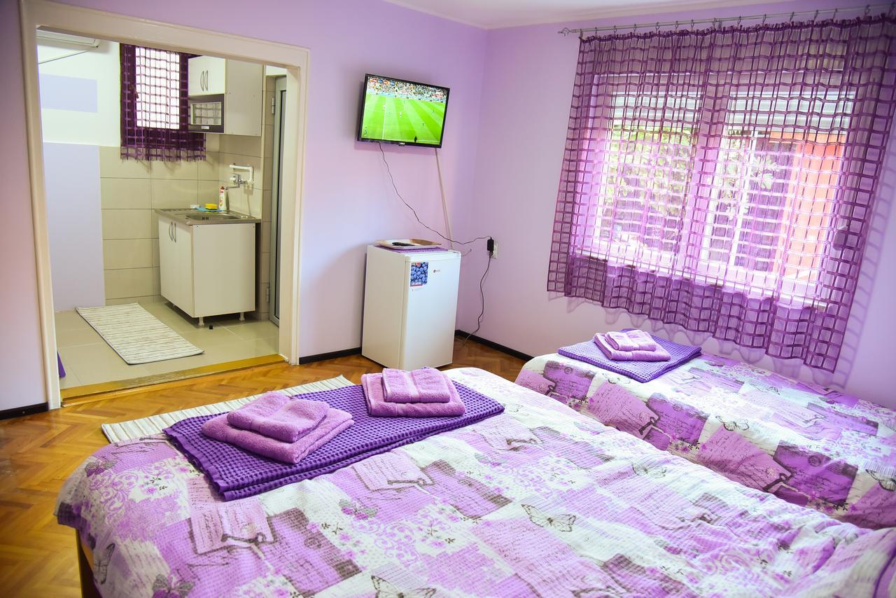 Hotel Prenociste Pilot Ni Esterno foto